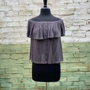 AMERICAN EAGLE Off-Shoulder Tiered Top